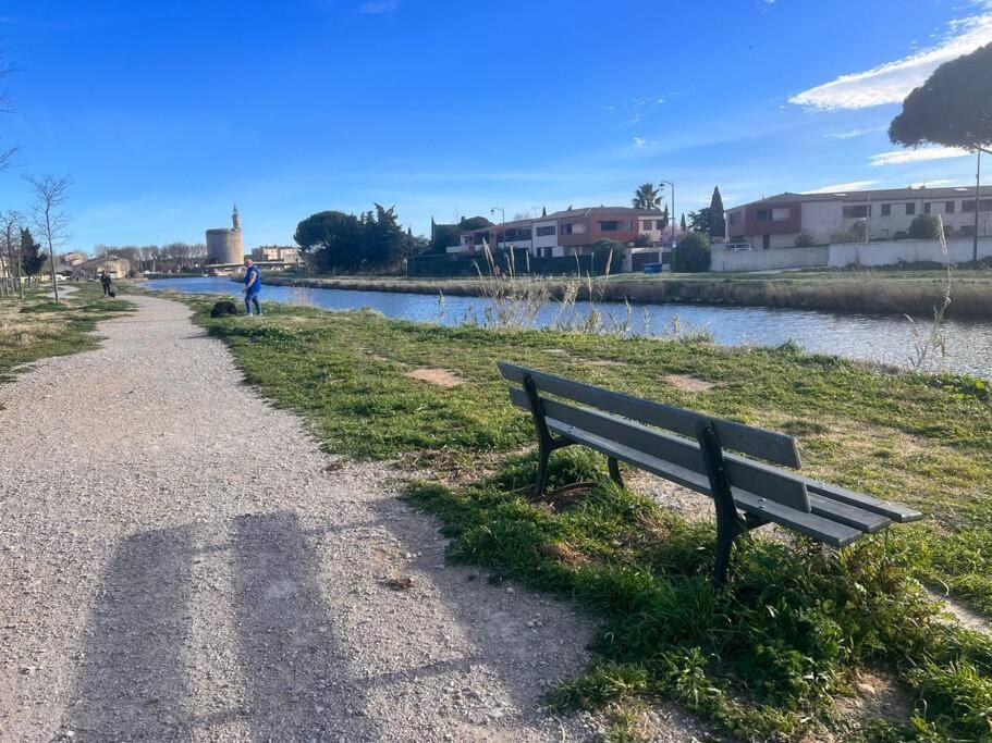 Maison A 800M Des Remparts Aigues-Mortes Exterior foto